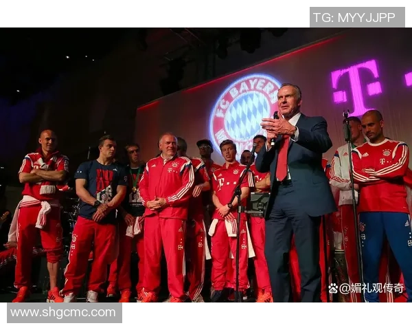 拜仁训练场聚焦核心球星带领全队刻苦备战新赛季挑战